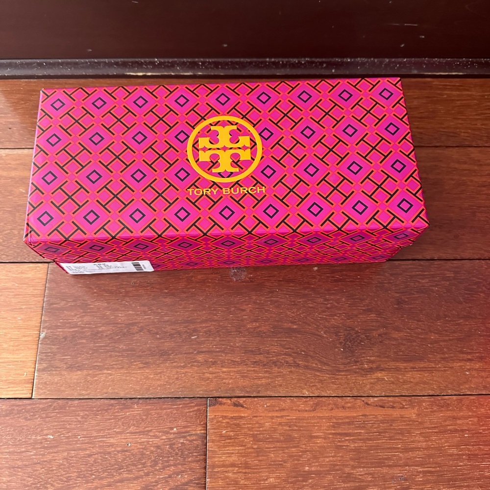 tory burch box new